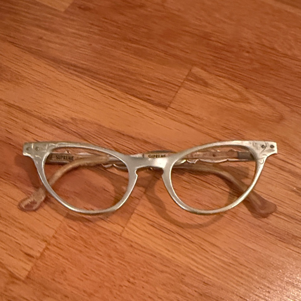 Supreme Cream Cat-Eye Glasses
